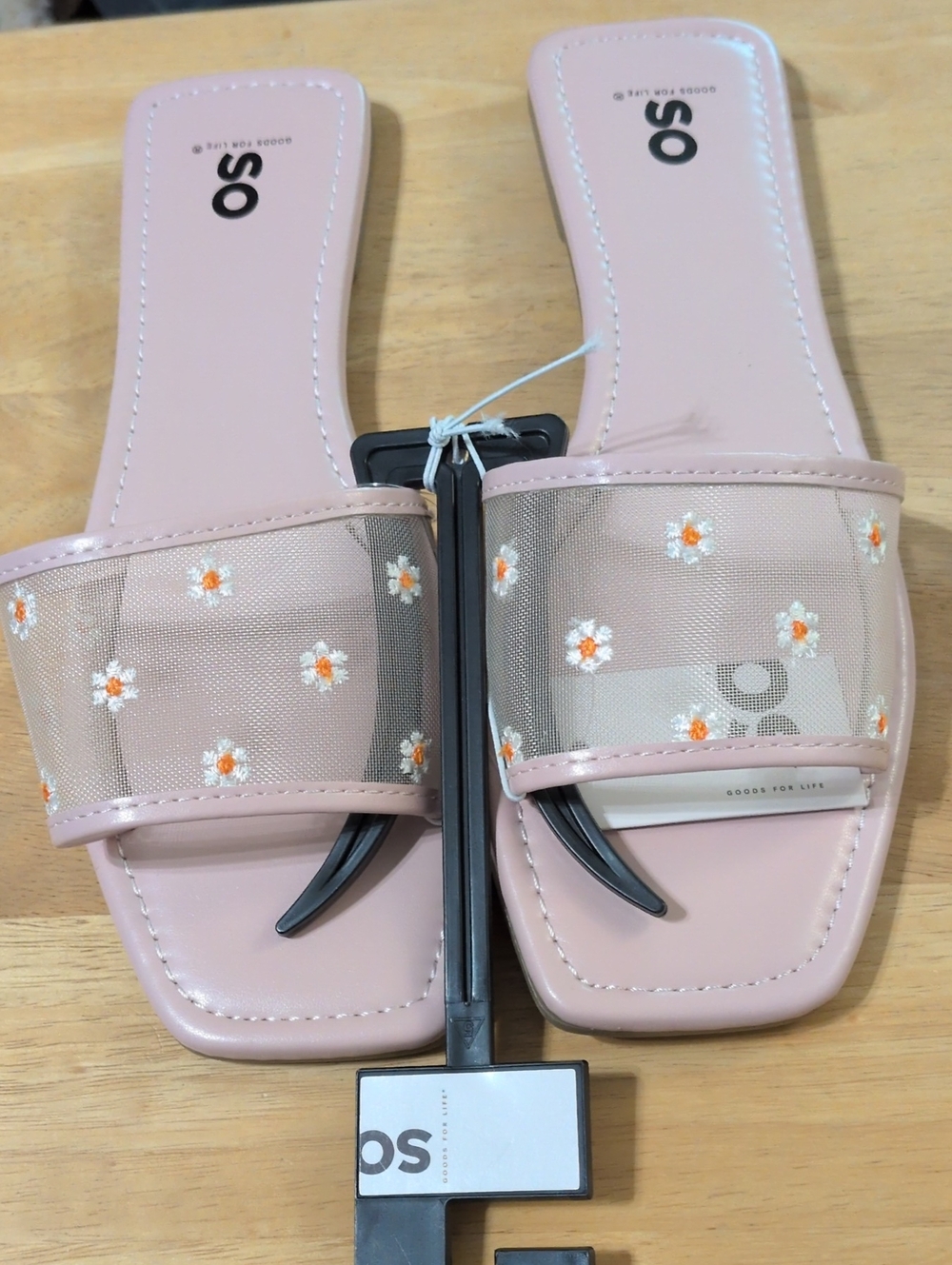 Pink Daisy Mesh Flat Sandals